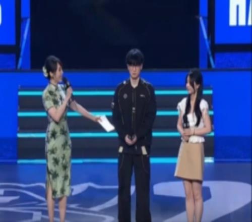 Viper全中文采访！管泽元感叹：viper这个中文你真回lck了吗