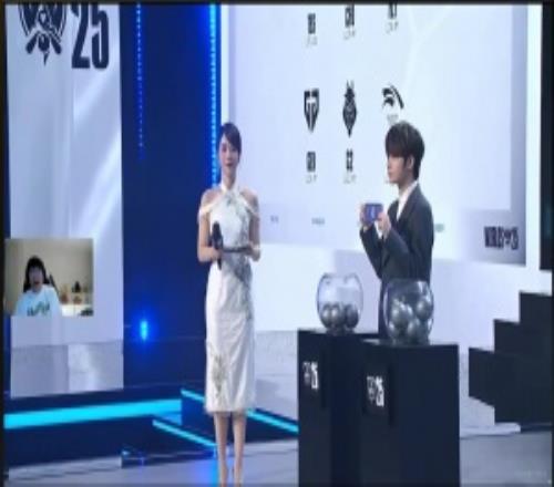 宁王看刘青松抽到GEN打TES：卧槽！我怎么他在笑啊，嘴角在往上扬啊