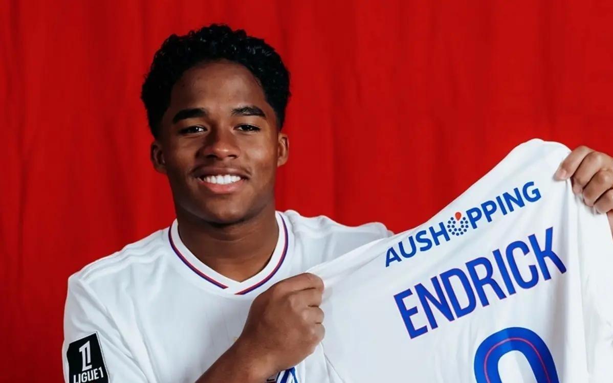 队报：恩德里克无缘里昂首秀，丰塞卡称其未准备好踢满90分钟