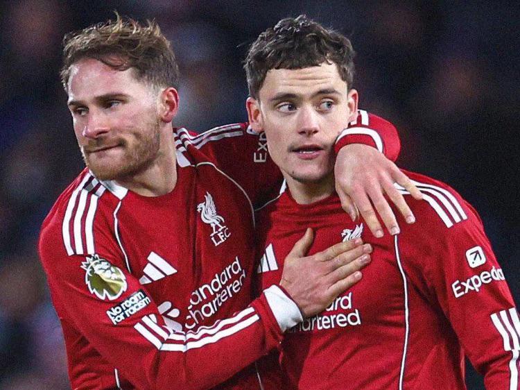 从英超冠军到客场虫！10亿欧豪阵争四