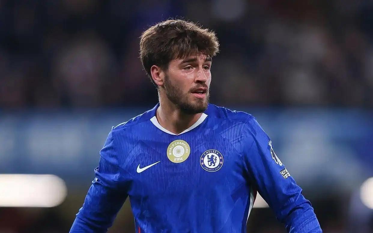 鲁伊兹承认皇马计划引进马克吉乌，阿