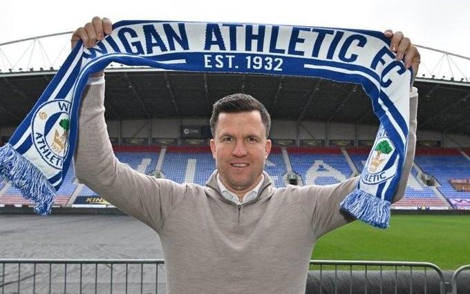 官方：考德威尔再度执教维冈球员时代