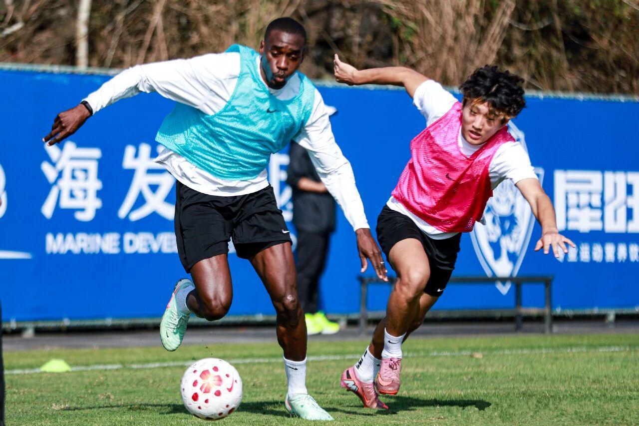 中超热身赛：二年级生首战K联赛球队，