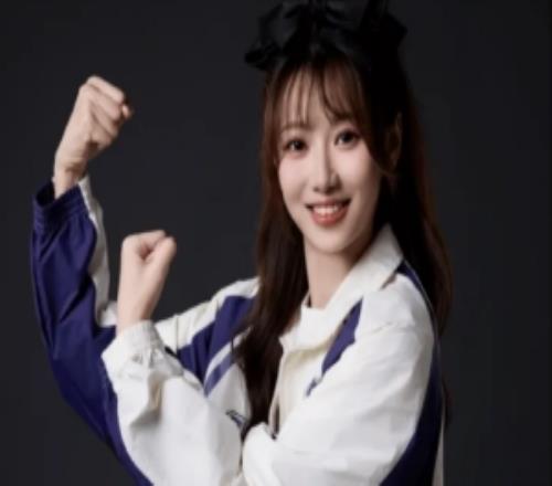 终结解说杯九连败后，阿芙发文：全球首胜了