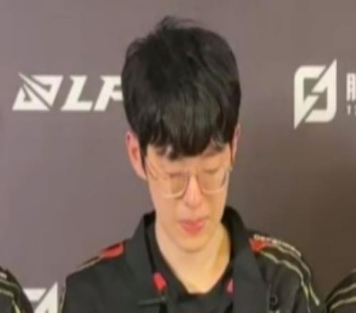 东施效颦拙劣模仿!Scout:爆弹前期厉害拿到优势后能起推塔节奏