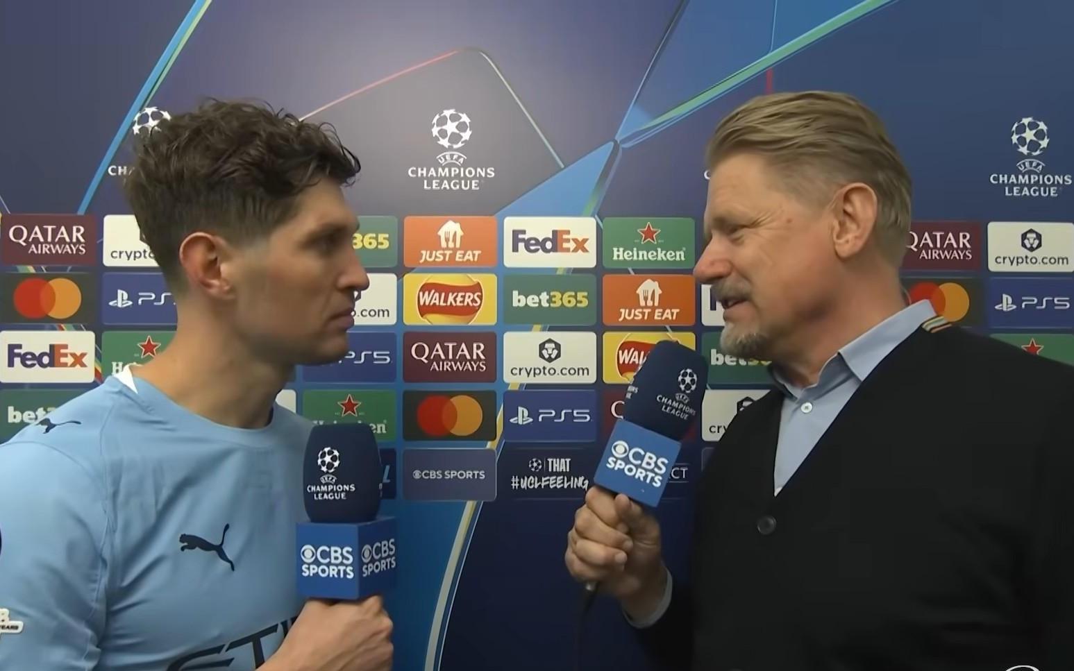 斯通斯：改打五后卫是教练的临场决定