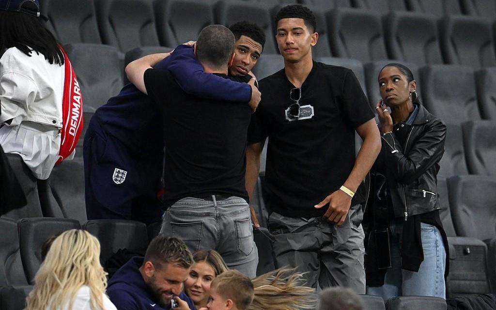 难兄难弟，贝林厄姆兄弟身价双双下跌，哥哥跌2000万弟弟跌500万