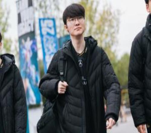 LPL最有希望的一年卫冕冠军T1在瑞士轮阶段首次跌落12组别！