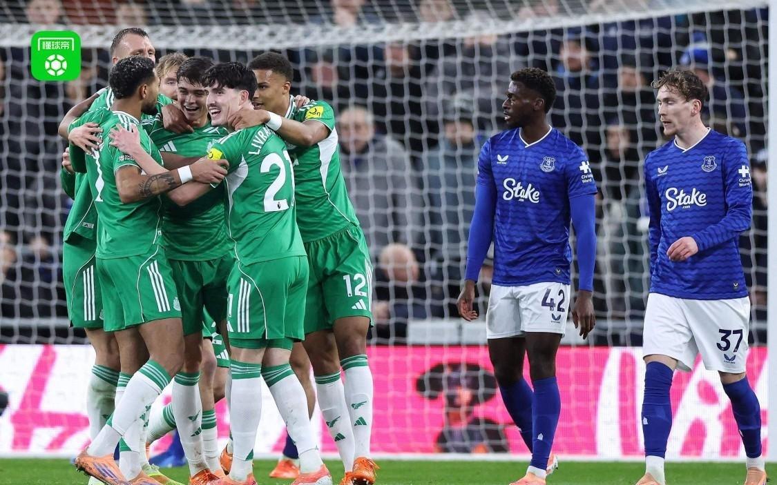 纽卡客场41埃弗顿，马利克佳夫双响，刘