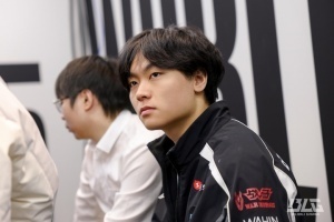 蜜月期结束!BLG双打野合计9929战绩告别S15世界赛