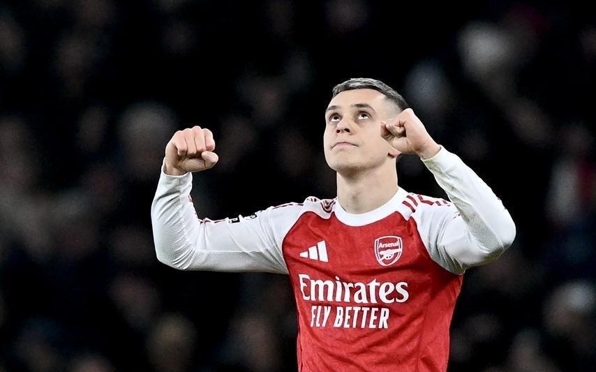 英超榜首战：阿森纳41终结维拉11连胜豪取年度收官大捷