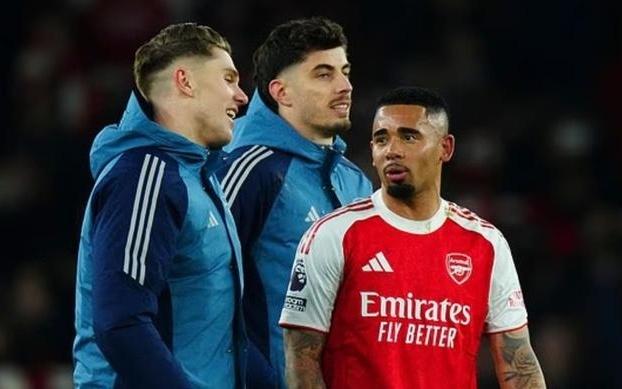 邮报：阿尔特塔坚持认为伤病和训练强度无关，怪赛程和运气