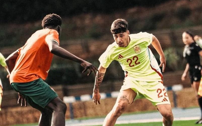 记者：皇马接近签下塞维利亚18岁前锋西里亚