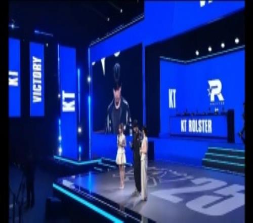 责任神！BDD赛后采访：我作为队内大哥要带领队伍走的更远