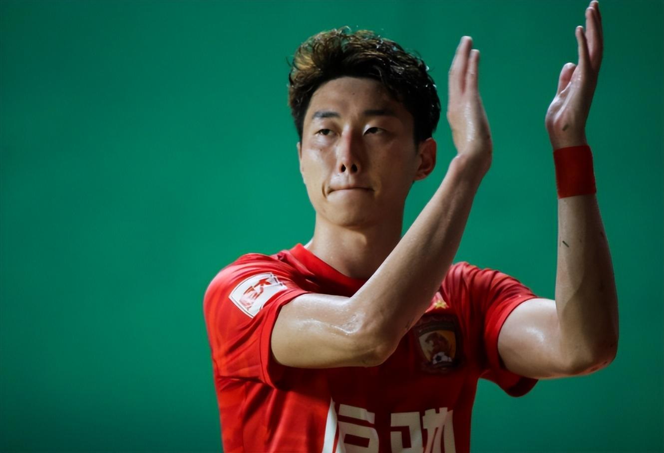 喜讯！上赛季代表青岛红狮队出战中甲的他，如今成国安队中卫黑马