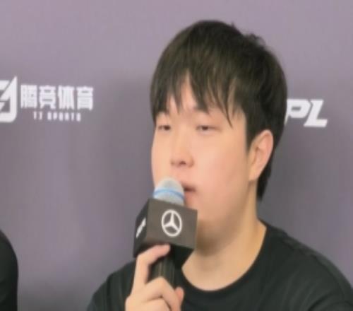 对兄弟的信任!Bin:T1先赢我们LPL四号种子再说