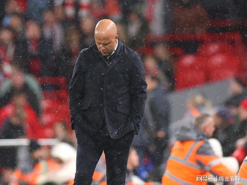 向现实低头！利物浦回到以前的利物浦，曼联告别以前的曼联