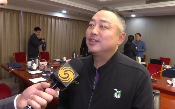 刘国梁谈“村超”：非常期待“村乒”乒乓球运动需要“再基层化”