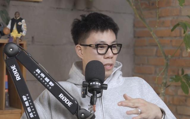 张镇麟：从小在美国学到的就是在场上做“坏人”，球员互喷很正常