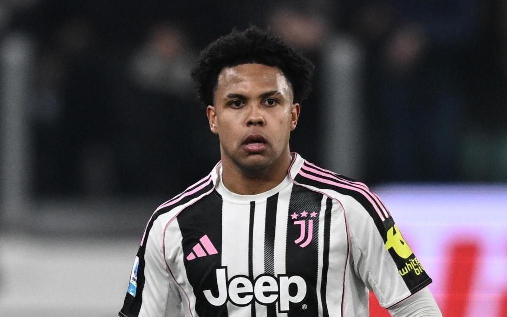 英媒：已有两家英超俱乐部报价麦肯尼