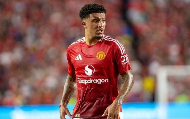 曼晚：冬窗临近曼联必须对5名球员做