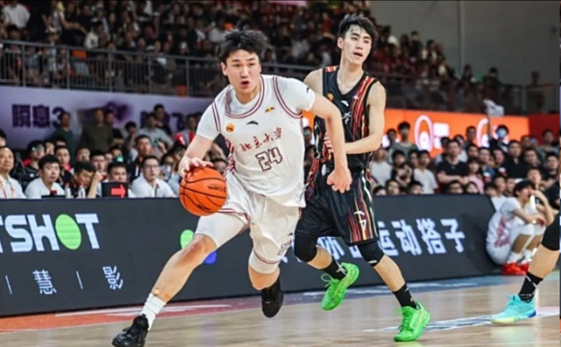 下季打不了CBA太可惜篮协新规出台或改变一人命运,广州敢吗
