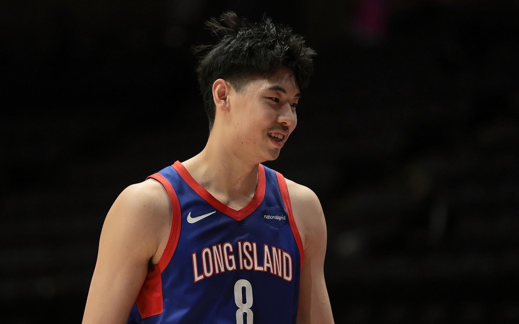 崔永熙：最焦虑的时候是康复8个月被NBA球队要求打5V5决定双向