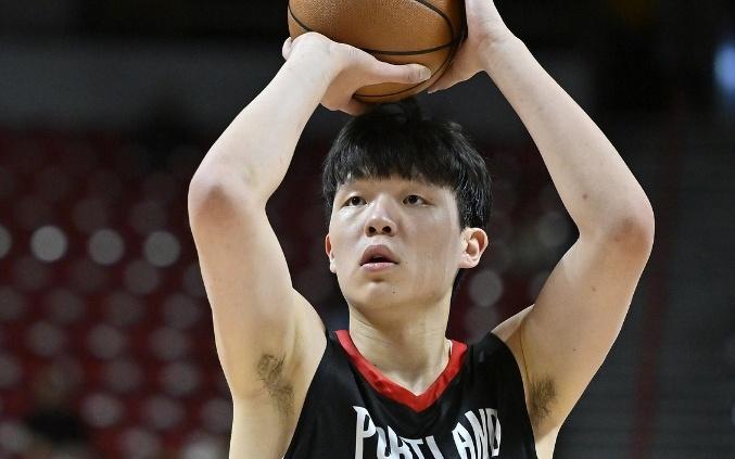 队记详解杨瀚森3大问题：会是第三中锋首季预测场均8+7+3