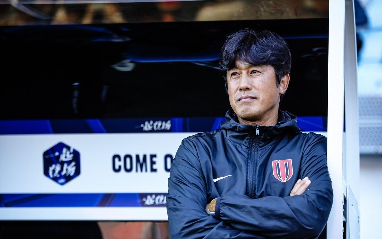 谢峰有望执教成都蓉城曝徐正源续约谈判陷入死局，彼此互不让步