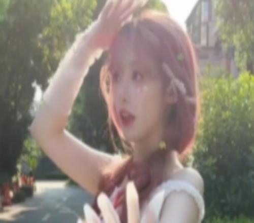 主持人小钰分享视频：牵我的手