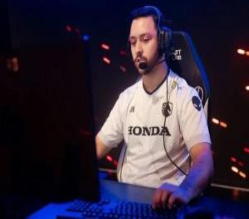 外媒爆料：APA将在休赛期离开TL后者将寻求韩援中单