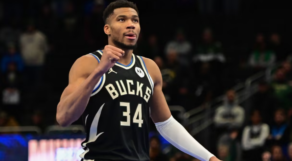 立铜像是对NBA球星至高褒奖，现役谁有望获此殊荣目前看就5人