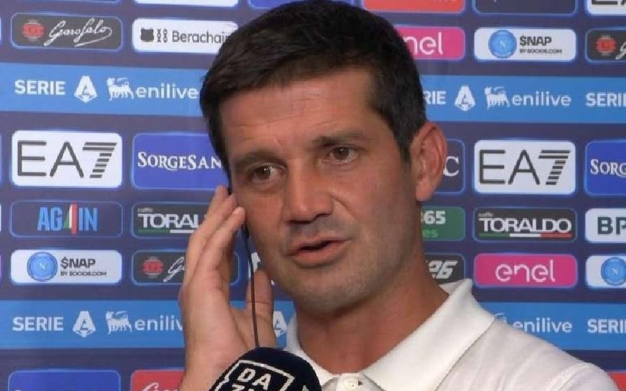 齐沃:球队下半场缺少专注和清醒的判断,不该浪费精力去争执