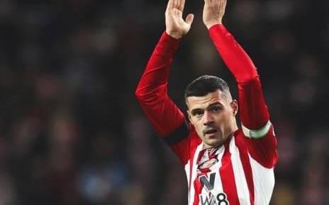 扎卡本赛季已完成103次拦截，是五大联赛唯一拦截100+次球员