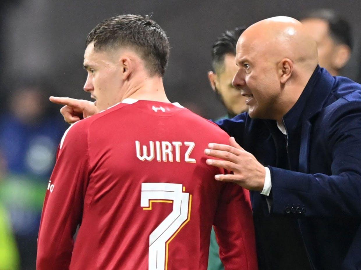 维尔茨遭反向夸赞！利物浦1亿先生“不吭声+不躲球”成唯一亮点