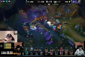 Uzi：厄斐琉斯GALA来也没用啊根本打不出来输出这英雄很吃队友啊