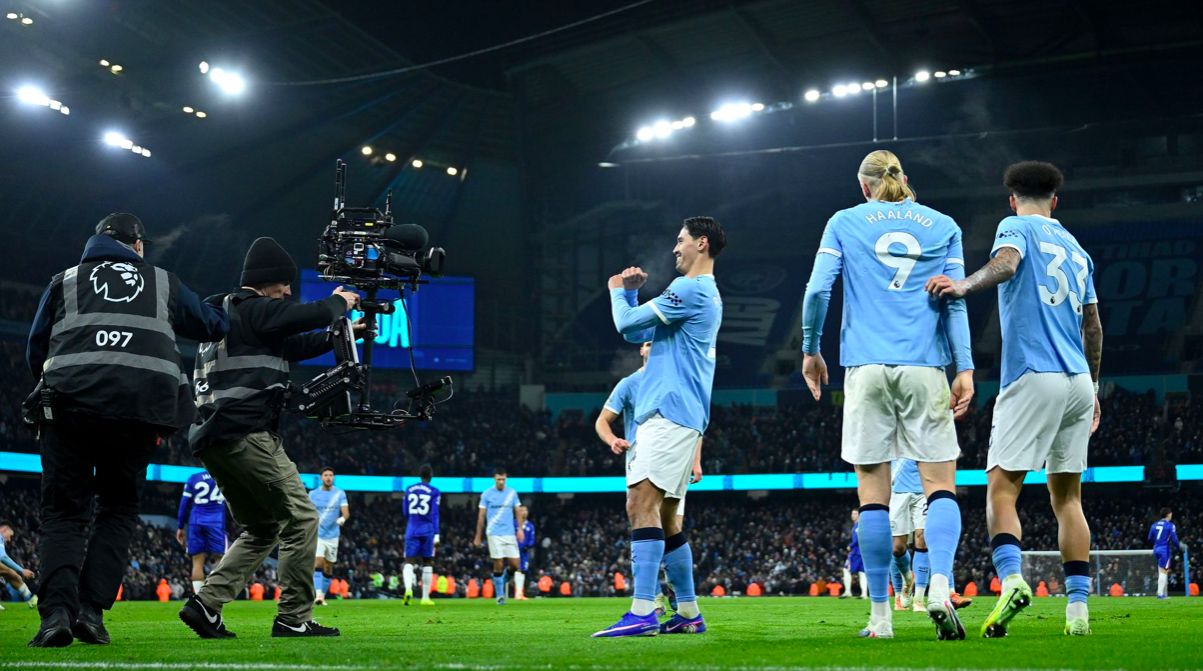 英超：曼城11切尔西落后枪手6分赖因德斯破门恩佐94分钟绝平