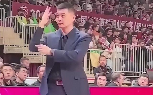 谨言慎行！篮协更新CBA球员违规言行