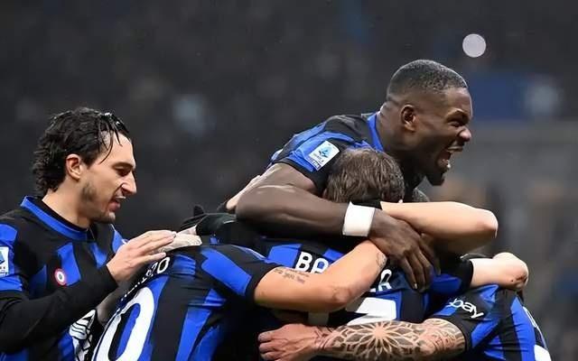 意超杯前瞻博洛尼亚12国米：米兰完败