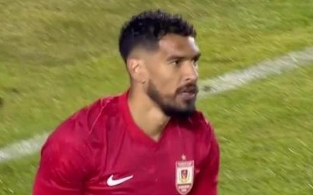 外媒：奥莫与亚泰的合同还有一年，能否