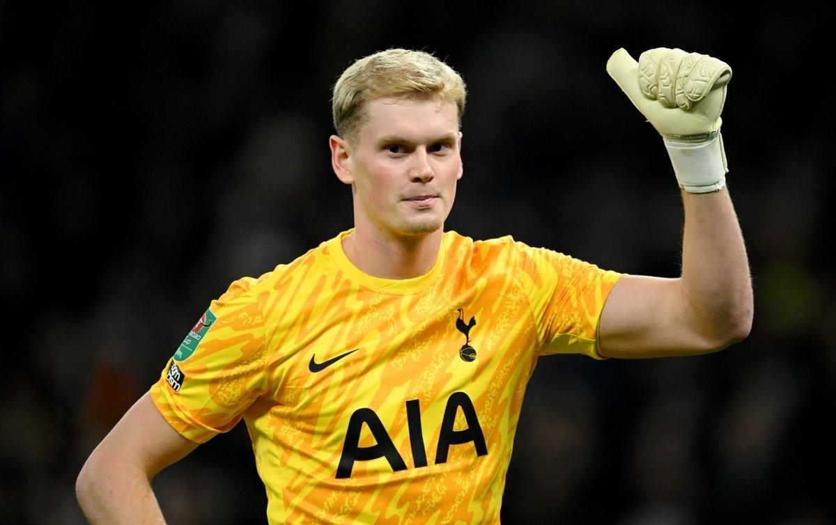 罗马诺：西汉姆联在关注热刺门将金斯基