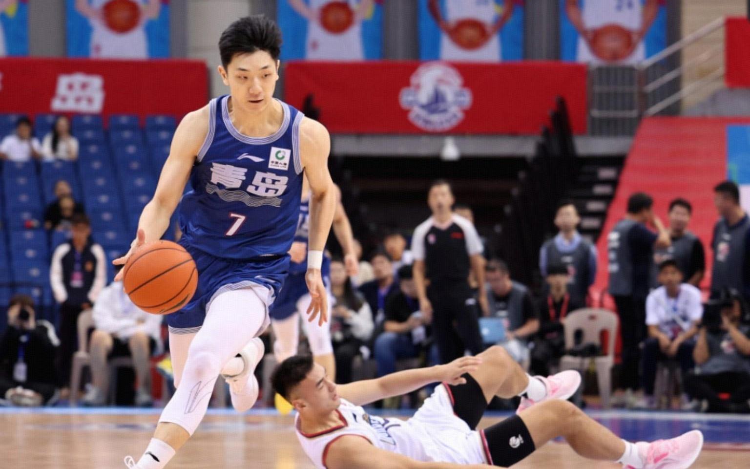 鲁媒:CBA如今只剩下3位80后,青岛男篮仅有王睿泽年过30