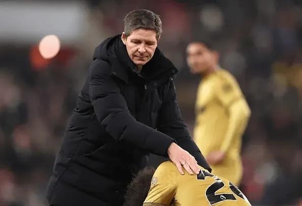 谁抛弃谁水晶宫0换人输球主帅炮轰：