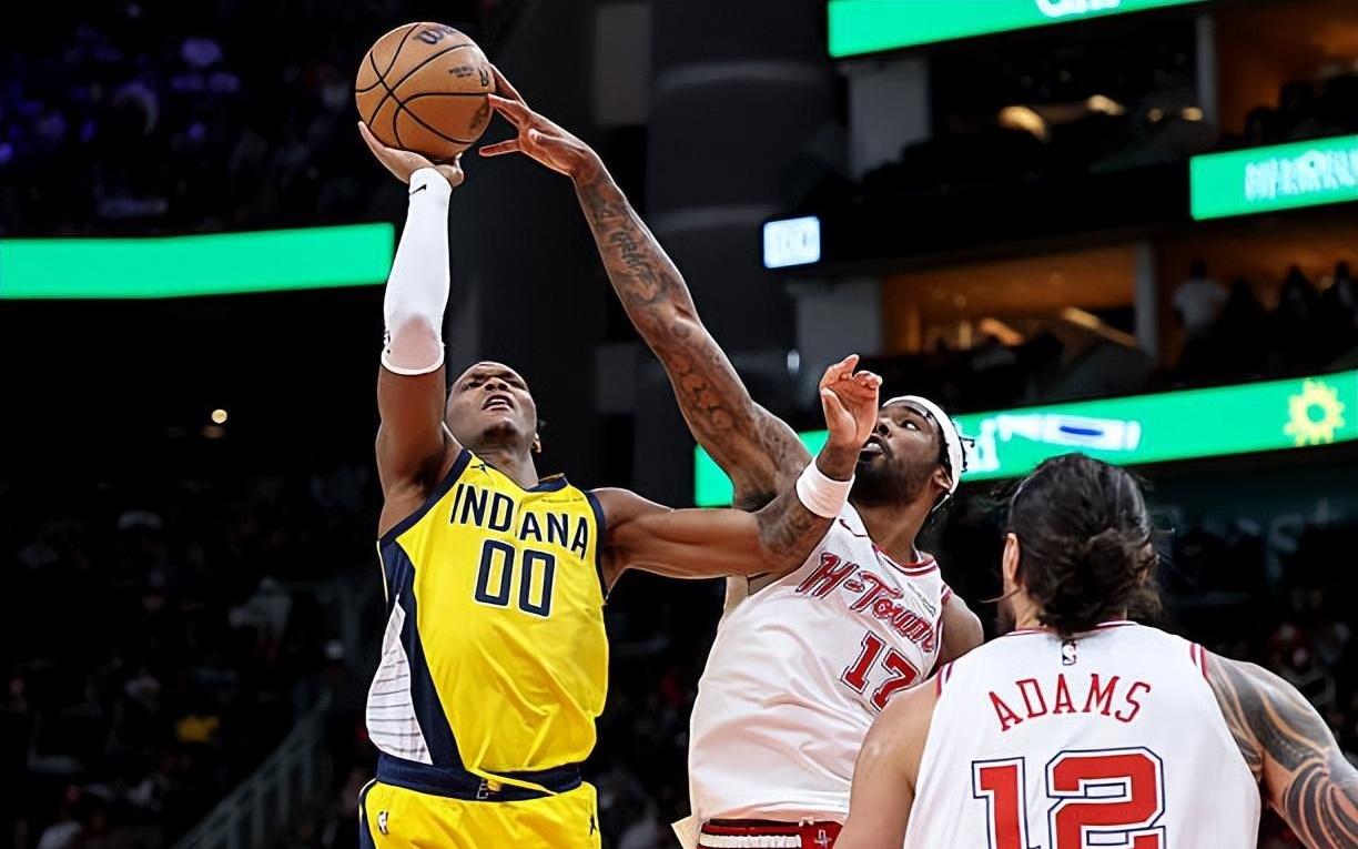 又一次打出攻守兼备的表现，锋线新星对于火箭的重要性被低估了