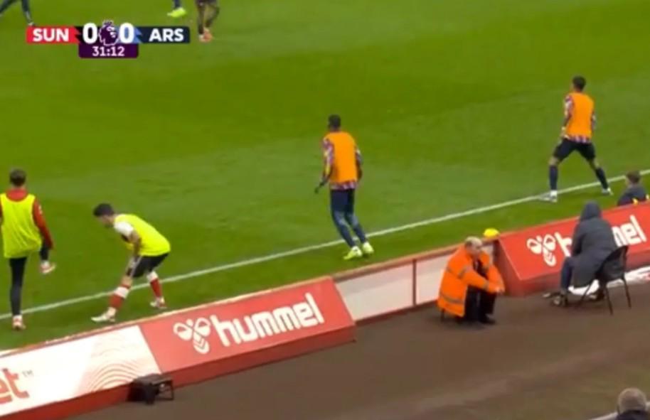 限制枪手界外球战术，桑德兰缩短了广