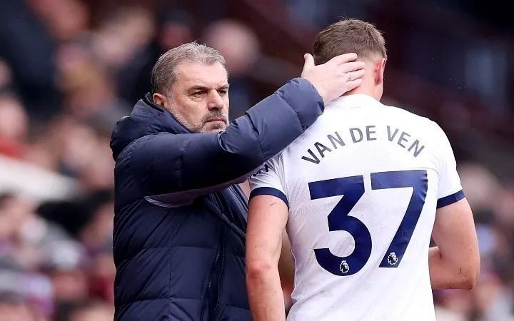 范德芬：我没料到澳波在拿到欧联杯后被解雇，我仍然很喜欢他