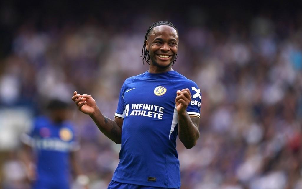 意天空：那不勒斯讨论是否租借斯特林