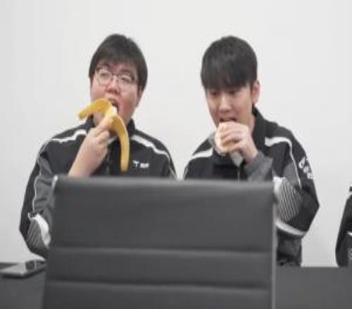 TES公布八强交手G2全程记录：JKL后台盛赞369发挥+回忆S10往昔