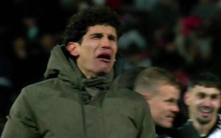 为何而哭在战胜皇马后，巴列霍泪流满面并且情绪完全失控