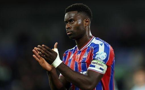 记者：格伊希望夏天再做决定，他更倾向